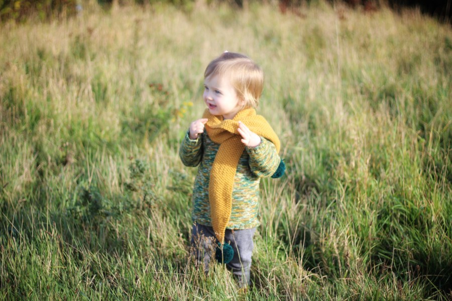 Trui in groentinten (bis) – Het stille meisje